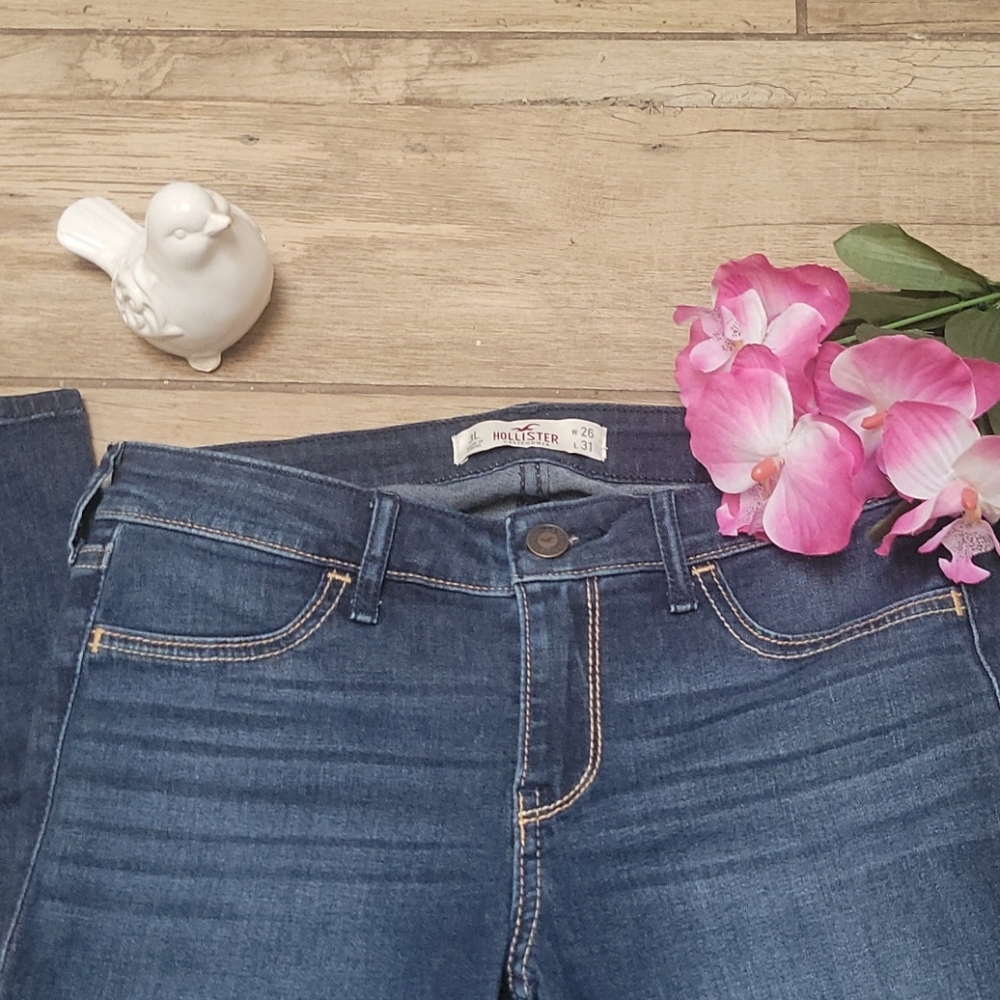 Hollister skinny jeans